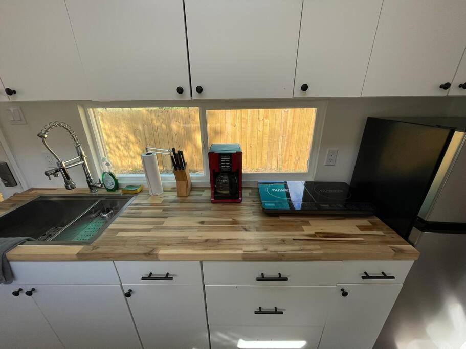 1Bed 1Bath Container Home Centrally Located Cypress Gardens エクステリア 写真