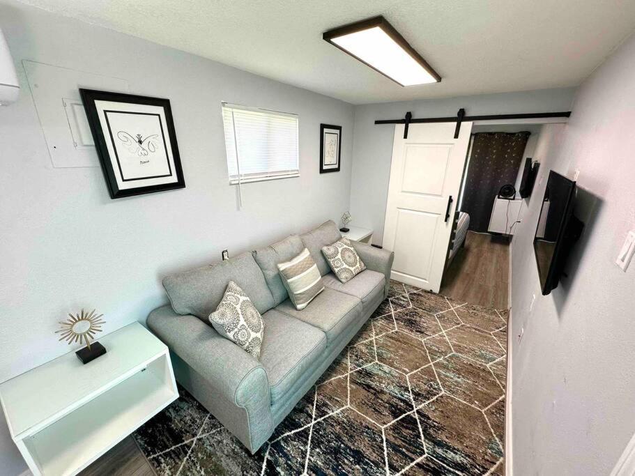 1Bed 1Bath Container Home Centrally Located Cypress Gardens エクステリア 写真